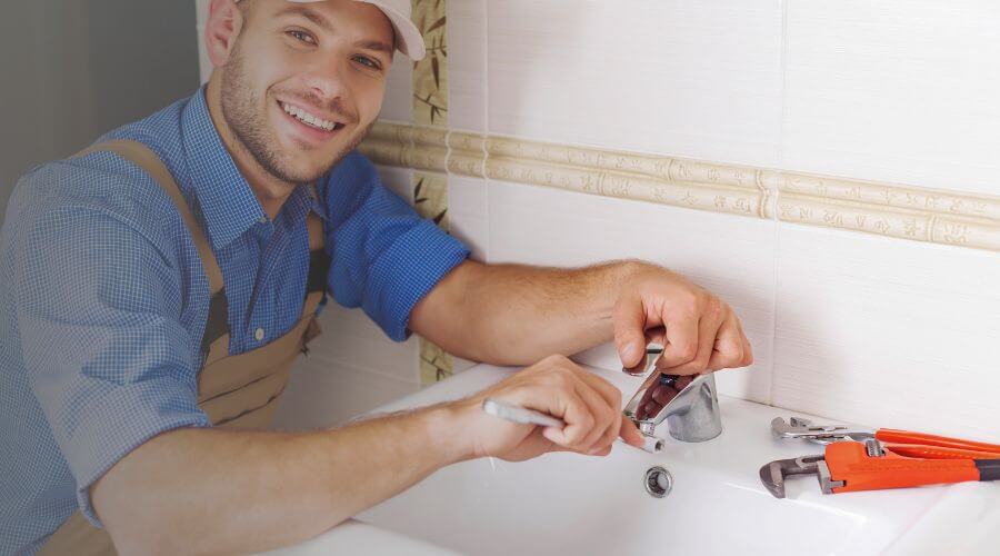 Handle or spout repair in Valyermo, CA